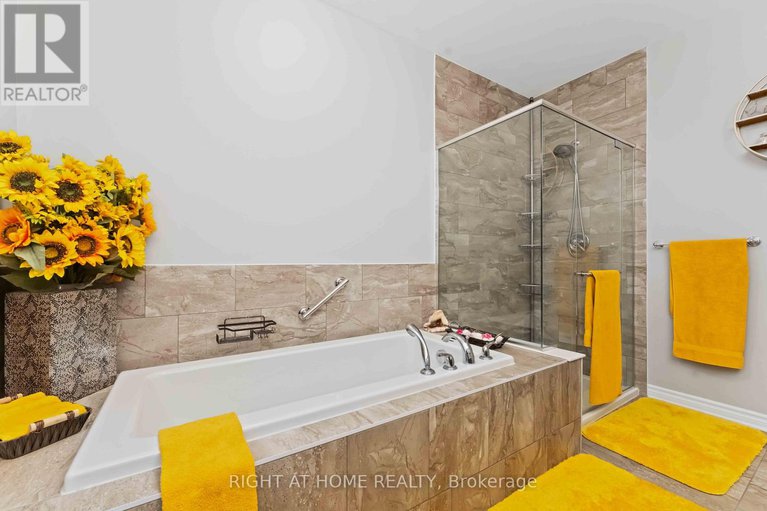 29367758/248-maygrass-way/remainder-of-stittsville-area/ottawa/ontario/K2S2K9_17