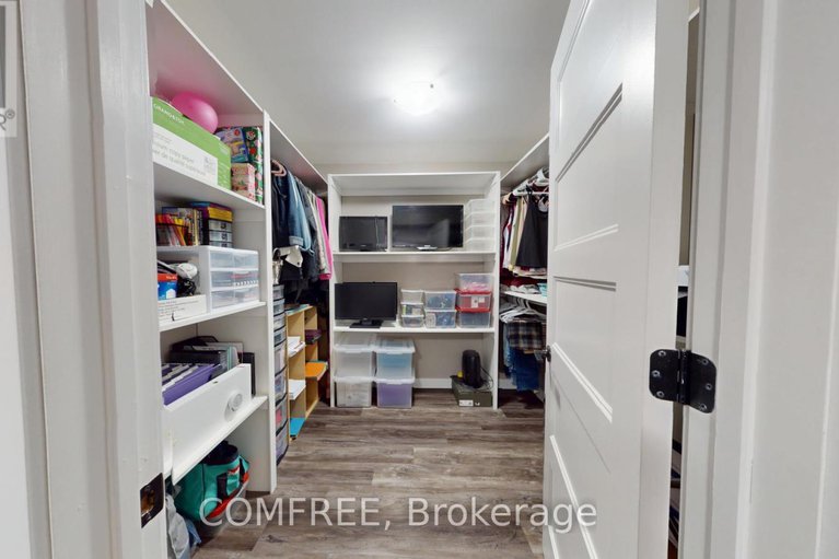 28488844/208-filion-street/embrun/russell/ontario/K0A1W0_34