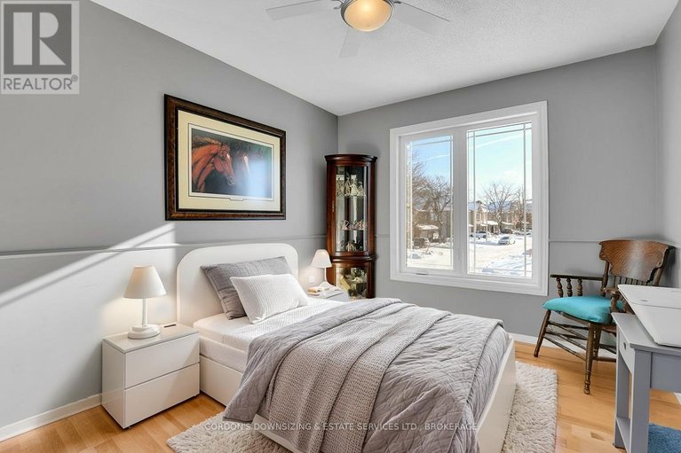 29228348/6370-sablewood-place/chapel-hill/ottawa/ontario/K1C7M3_25