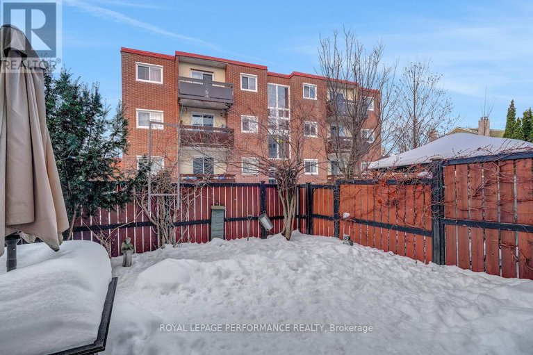 29378688/175-arcola-private/overbrookcastle-heights/ottawa/ontario/K1K4W9_36