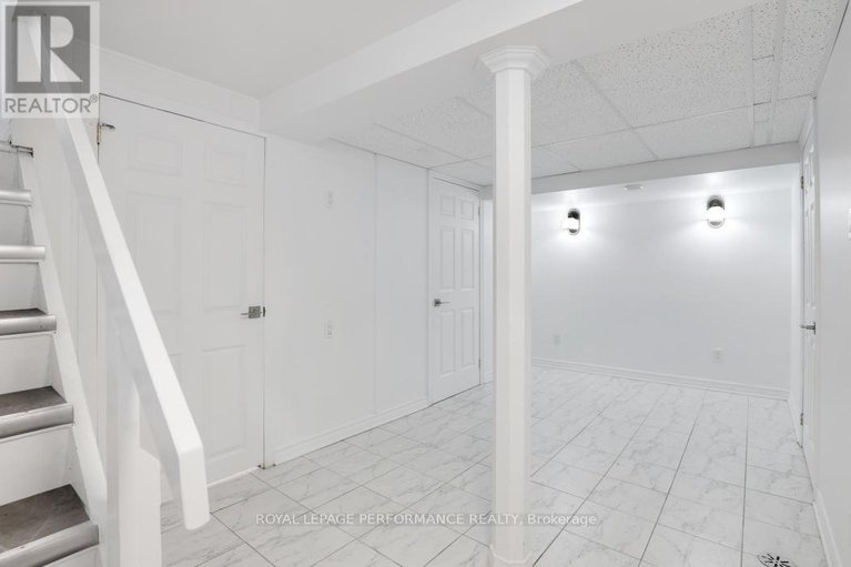 28854775/2265-iris-street/kenson-park/ottawa/ontario/K2C1C1_25
