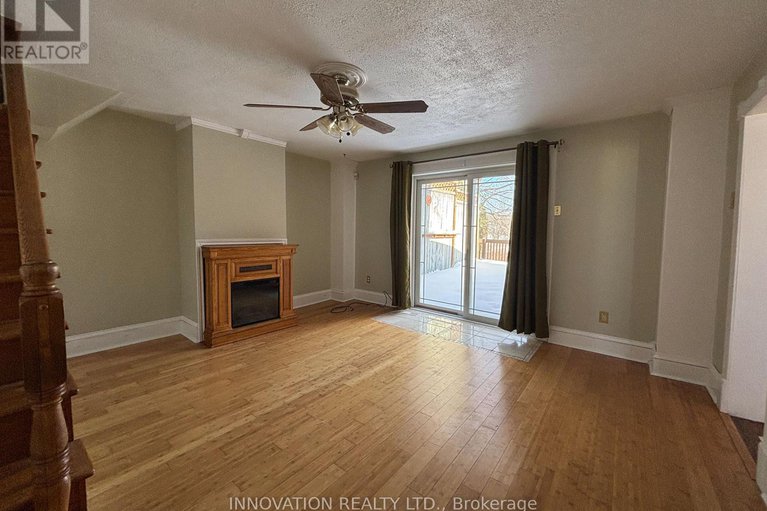 29363450/62-mcgonigal-street-e/arnprior/arnprior/ontario/K7S1L7_22