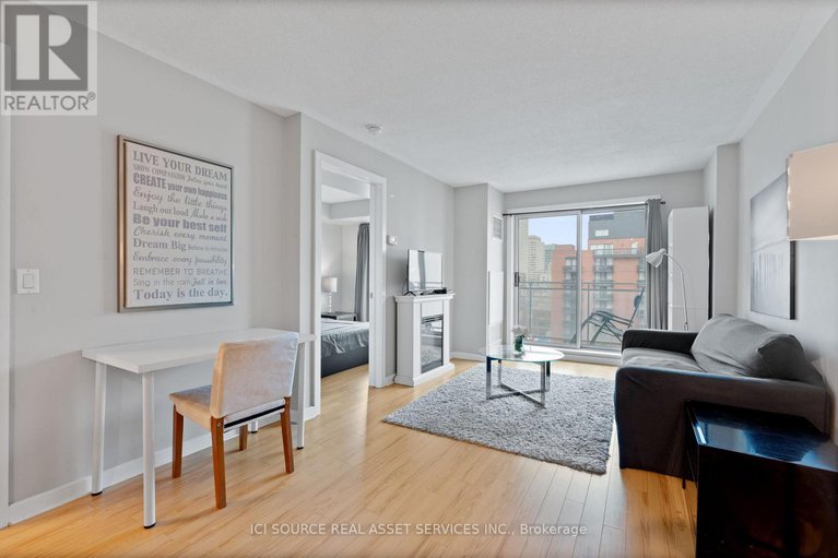 28329429/812-138-somerset-street-w/ottawa-centregolden-triangle/ottawa/ontario/K2P0A3_7