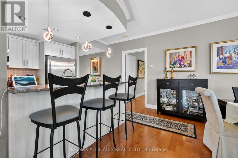 28905127/905-100-inlet-private/chatelaine-village/ottawa/ontario/K4A0S8_18