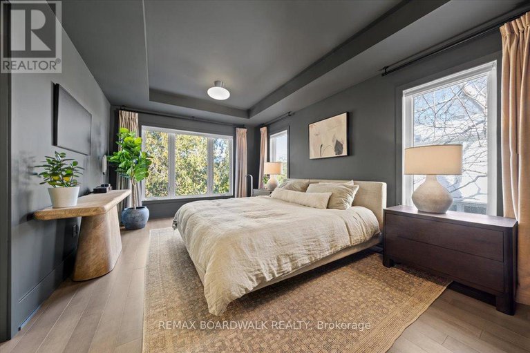 29360290/255-avondale-avenue/westborohampton-park/ottawa/ontario/K1Z7G7_22