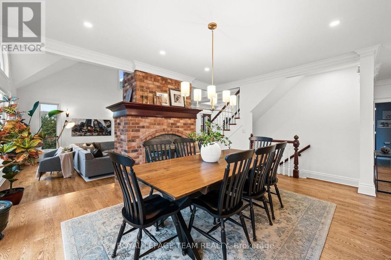 28461194/17-craigmohr-court/craig-henrywoodvale/ottawa/ontario/K2G4P9_14