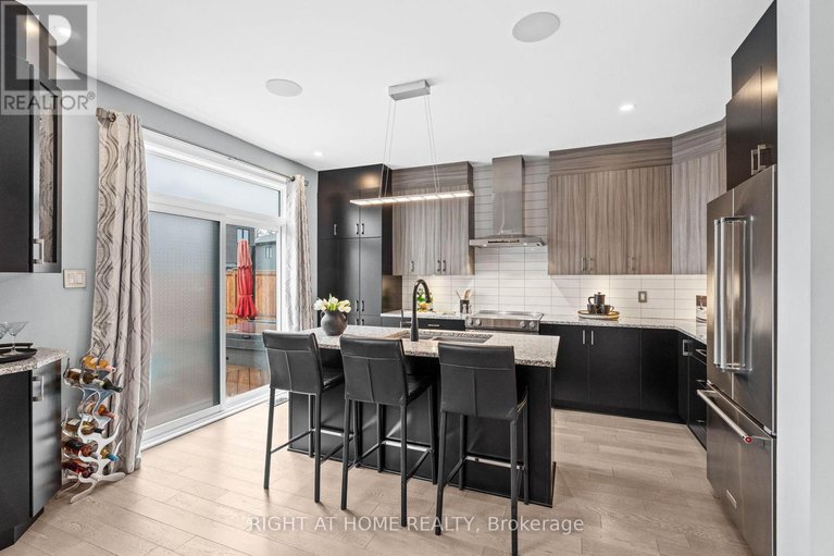 28253382/210-spindrift-circle/mahogany-community/ottawa/ontario/K4M1J8_13