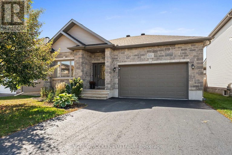 28874016/313-colmar-street/embrun/russell/ontario/K0A1W0_1
