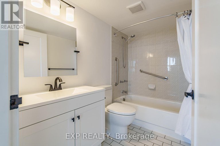 29431773/1004-1440-heron-road/heron-gate/ottawa/ontario/K1V0X2_5