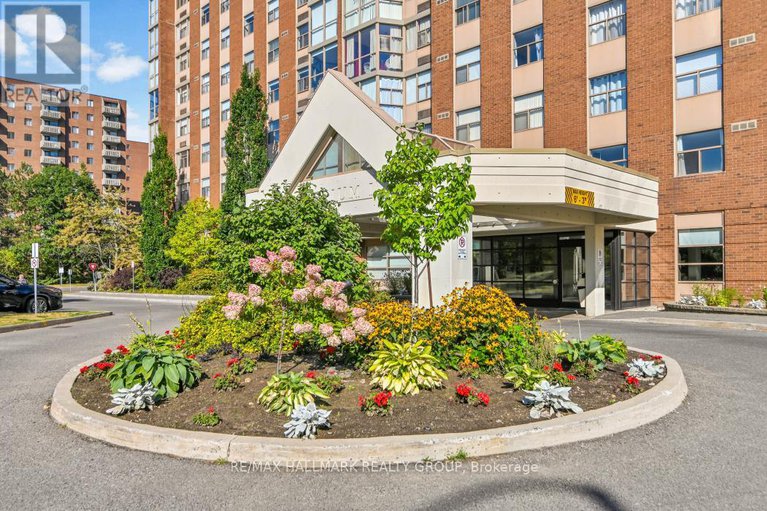 28811818/708-2760-carousel-crescent/emerald-woodssawmill-creek/ottawa/ontario/K1T2N4_3