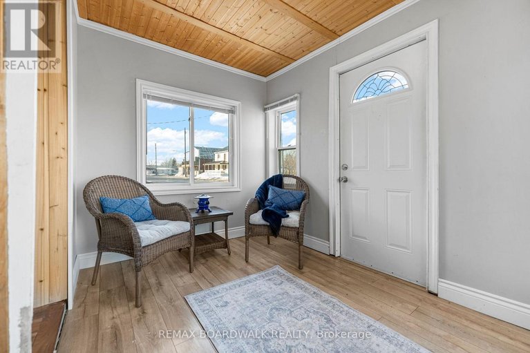 29447130/36-main-street/finch/north-stormont/ontario/K0C1K0_26