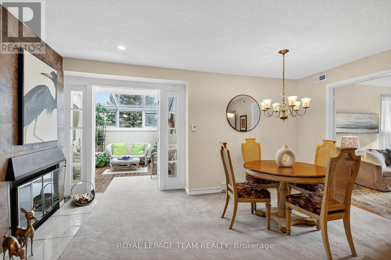 29045610/206-stratas-court/katimavik/ottawa/ontario/K2L3K5_15