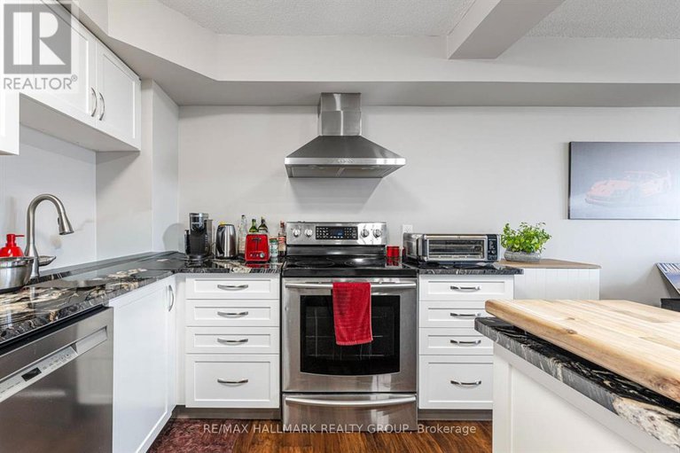 29424977/902-1025-grenon-avenue/fairfield-heights/ottawa/ontario/K2B8S5_15