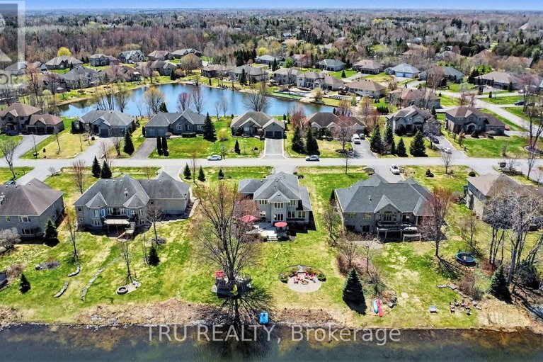 29673244/6796-suncrest-drive/greely/ottawa/ontario/K4P0B2_47