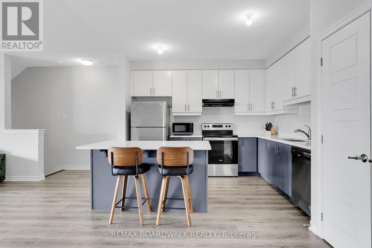 29563577/306-pilot-private/emerald-meadowstrailwest/ottawa/ontario/K2V0S4_3