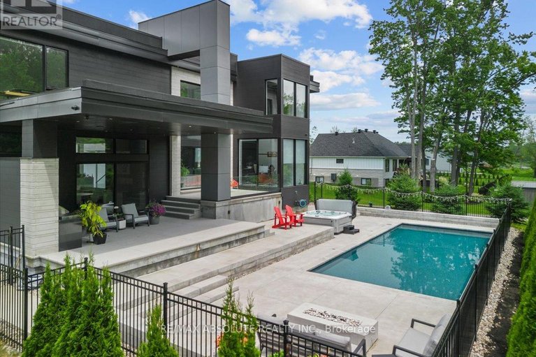 29535482/553-shoreway-drive/greely/ottawa/ontario/K4P0G3_36