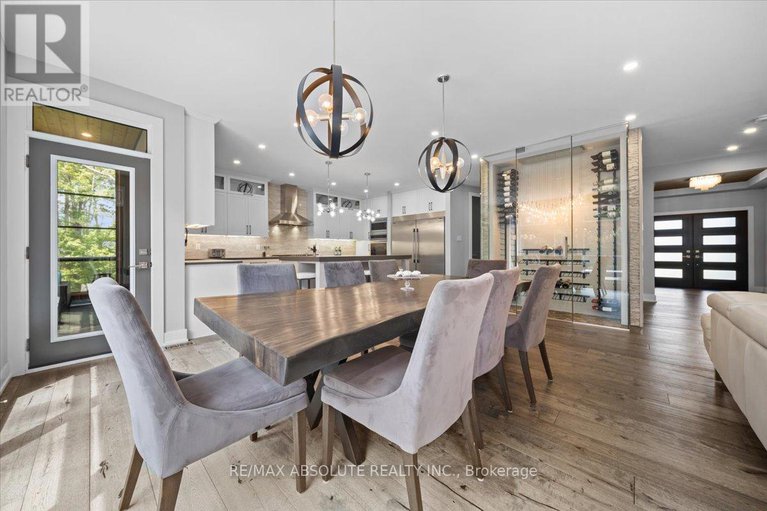 28693954/144-derbeyshire-street/kanata-north-west/ottawa/ontario/K2W0E7_17