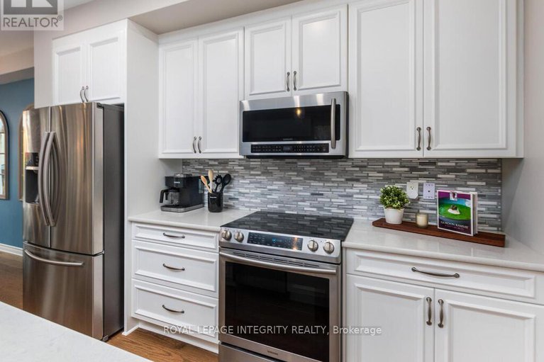 29027119/633-cartographe-street/camelot/ottawa/ontario/K4A1B6_15