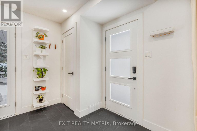 29390178/224-wilshire-avenue/courtland-park/ottawa/ontario/K2C0E5_4