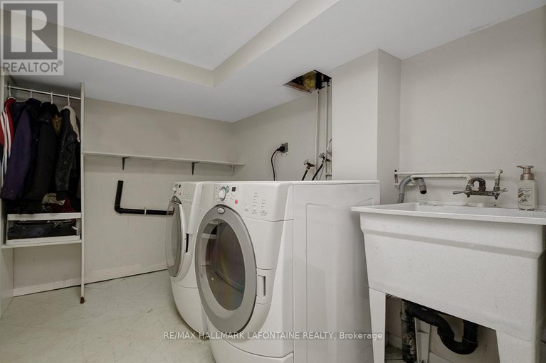 29000781/28-2-bertona-street/manordale/ottawa/ontario/K2G0W2_25