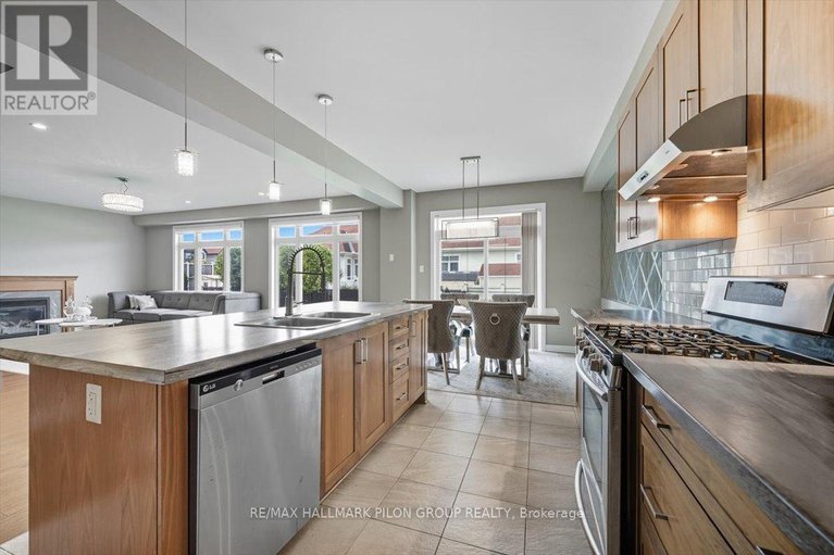 28853468/502-strasbourg-street/avalon-west/ottawa/ontario/K4A0M7_4