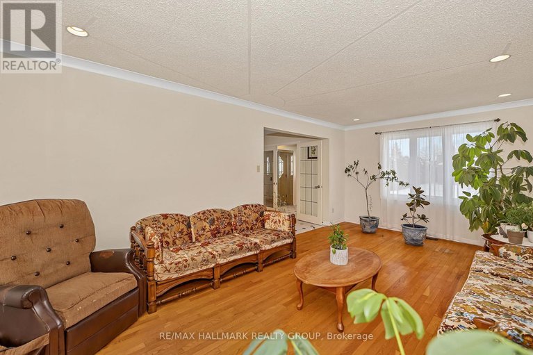 29325453/4-elderwood-trail/stittsville-central/ottawa/ontario/K2S1C9_9