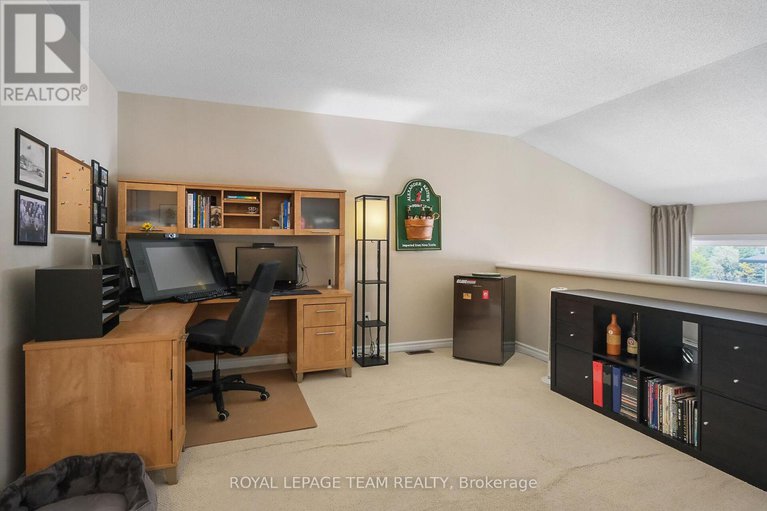 28752381/220-pembina-private/riverside-southgloucester-glen/ottawa/ontario/K4M0G7_30