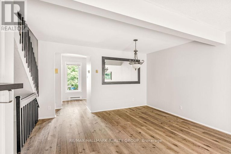 28556147/4-1-timberview-way/westcliffe-estates/ottawa/ontario/K2H9M7_25