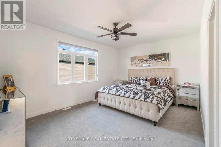 29634385/617-kenabeek-terrace/riverside-southgloucester-glen/ottawa/ontario/K4M0B3_15