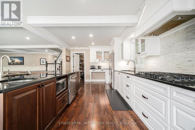 28655111/3809-alderwood-street/emerald-woodssawmill-creek/ottawa/ontario/K1T3R3_10