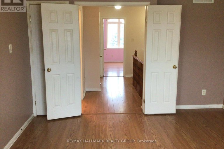29119256/1586-duplante-avenue/fallingbrookpineridge/ottawa/ontario/K4A4A1_16