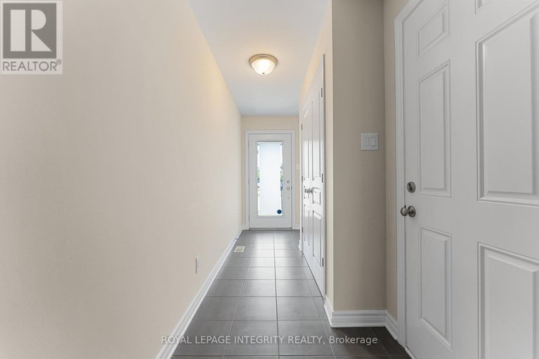 28557950/323-twinflower-way/longfields/ottawa/ontario/K2J5Z6_2