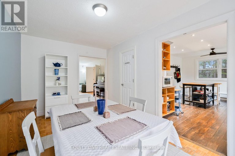 29066037/73-hobart-crescent/sheahan-estatestrend-village/ottawa/ontario/K2H5S3_14