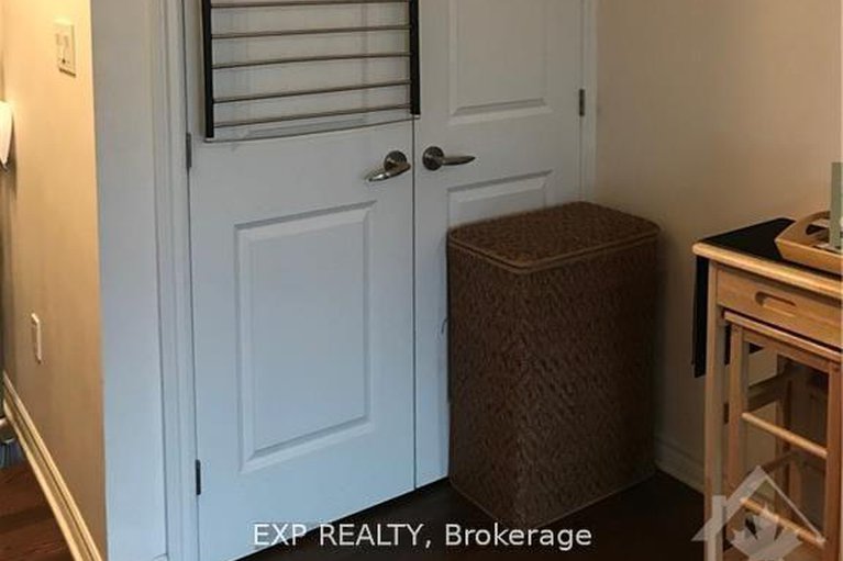 28476576/311-429-kent-street/ottawa-centre/ottawa/ontario/K2P1B5_9