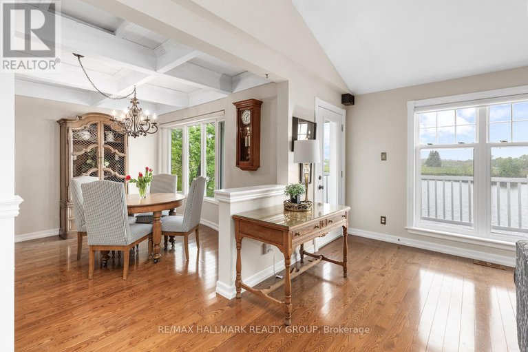29074508/1-rideau-glen-drive/rideau-heightsashdalerideau-glen/ottawa/ontario/K2C3H1_11