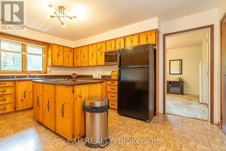 28757377/1437-usborne-street/mcnabbraeside-twps/mcnabbraeside/ontario/K0A1G0_7