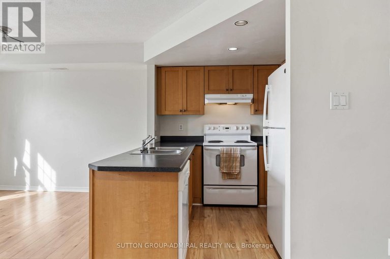 29683790/9-130-rochester-street/west-centre-town/ottawa/ontario/K1R0A3_12