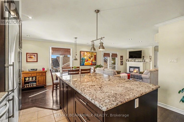 29518685/unit-204-32-de-la-croisee-street/embrun/russell/ontario/K0A1W0_10