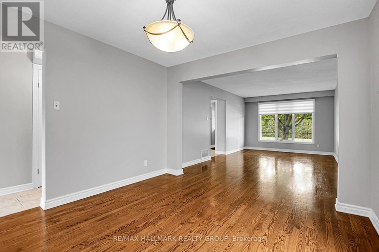 28989658/1743-silver-bark-avenue/orleanssunridge/ottawa/ontario/K1C7A8_11