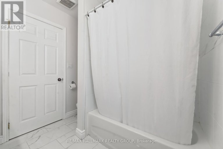 28383453/322-booth-street/west-centre-town/ottawa/ontario/K1R7K2_29