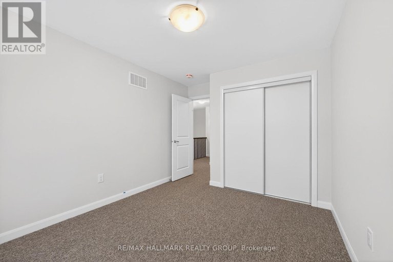 29298079/887-eileen-vollick-crescent/morgans-grantsouth-march/ottawa/ontario/K2W0M9_30