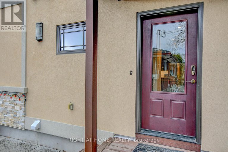 28184853/1271-field-street/bel-air-park/ottawa/ontario/K2C2P9_36