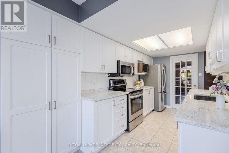 28943589/4316-owl-valley-drive/riverside-southgloucester-glen/ottawa/ontario/K1V1L3_10
