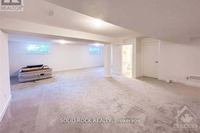 29326941/764-ovation-grove/leitrim/ottawa/ontario/K1T3X1_27