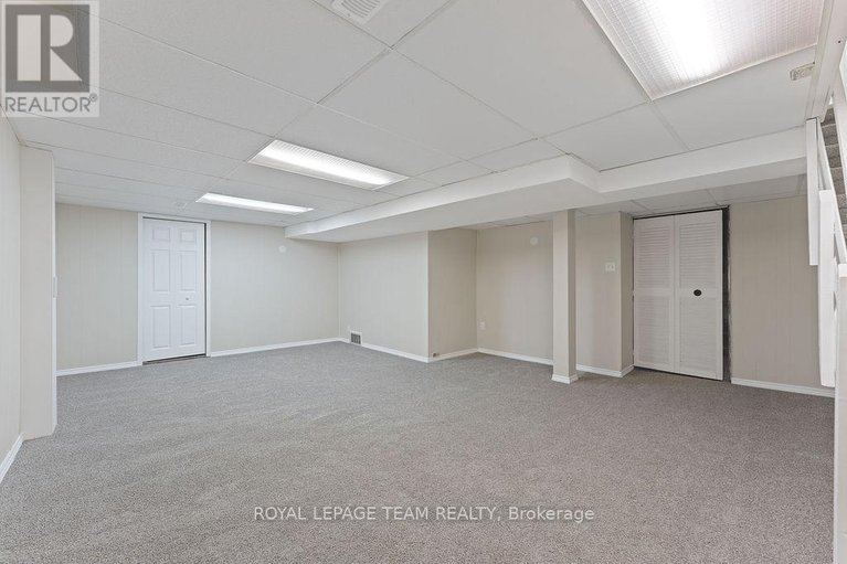 29581119/123-abbeyhill-drive/glencairnhazeldean/ottawa/ontario/K2L1H4_28