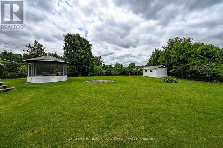 28490443/22-poole-creek-crescent/fringewood/ottawa/ontario/K2S1G4_33