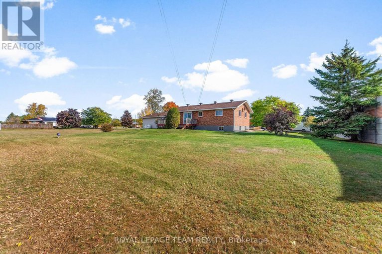 29009688/1059-flynn-avenue/kinburn/ottawa/ontario/K7S3G7_35