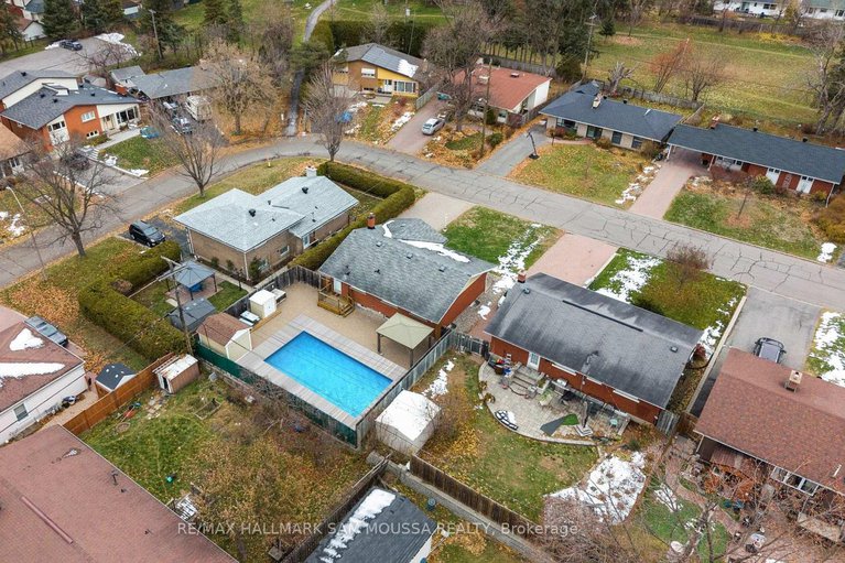 29121387/1208-stanton-road/queensway-terrace-southridgeview/ottawa/ontario/K2C3E2_39