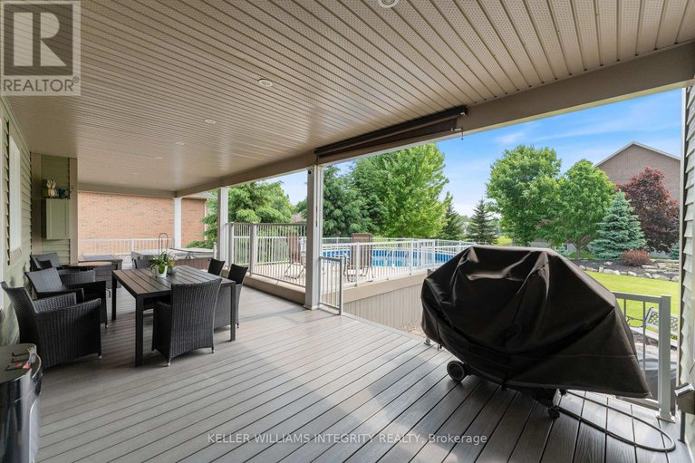 28432498/6373-blossom-trail-drive/greely/ottawa/ontario/K4P0B1_31