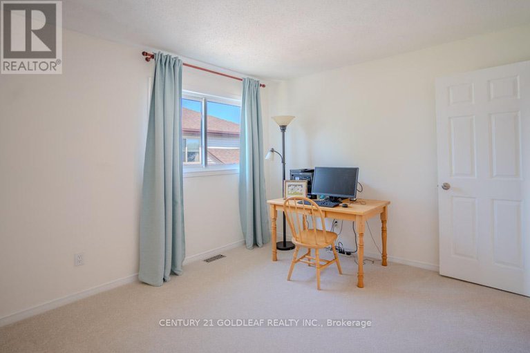 28627502/612-chenier-way/fallingbrookpineridge/ottawa/ontario/K4A1R1_32
